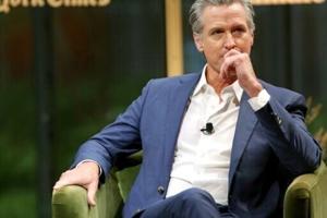 Plan to fire artillery over a highway during Vance visit irks California’s Newsom