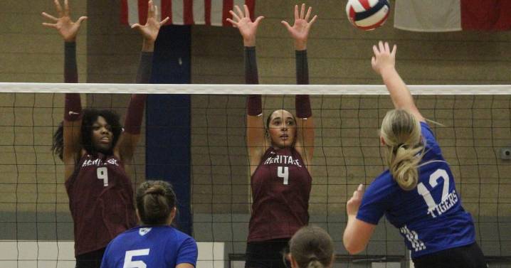 11-5A Volleyball: Heritage clinches final playoff berth
