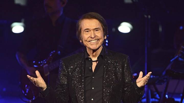 Raphael cancela su concierto en Murcia “por prescripción médica”