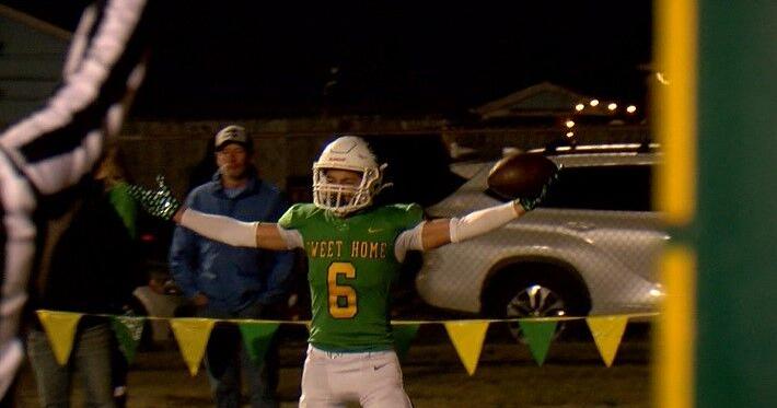 Amateur Athlete: Dillan Davis stars as Sweet Home defeats Marist