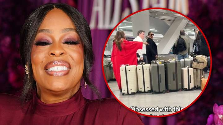 Niecy Nash Filmed Collecting Ten Suitcases At Airport Baggage Claim