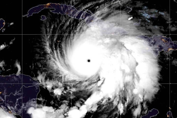 At Least 7 Dead amid Hurricane Melissa as Storm Nears Landfall in Jamaica