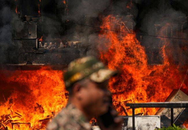 Fire breaks out in commercial building in Mumbai’s Jogeshwari; no...