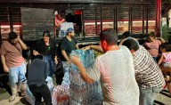 Pozarricenses damnificados forman “corredor de la solidaridad” por creciente de agua del Río Cazones