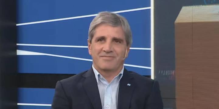 Caputo: “La dolarización está descartada”