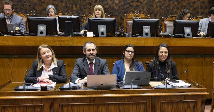 Crispación electoral: Congreso y gobierno acuerdan aplazar Ley de Presupuestos para después de las elecciones