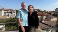 “No es barato mudarse”: esta pareja de EE.UU. se mudó dos veces a Latinoamérica antes de establecerse en Bulgaria