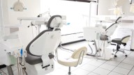 Proliferan especialistas dentales; exige Cofepris más certificaciones