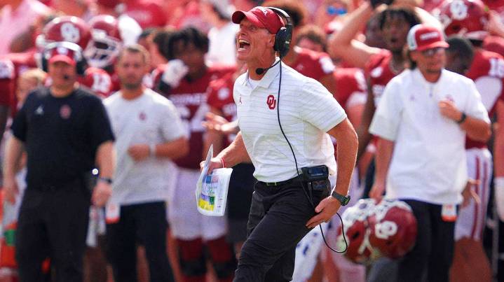 Oklahoma’s Brent Venables beats out Ohio State, Florida State for 4