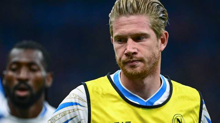 Kevin De Bruyne labelled 'Napoli's problem' who's ruining Scott McTominay's game in brutal takedown
