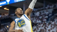 Warriors’ Jonathan Kuminga takes Jake LaRavia’s soul with unreal poster dunk