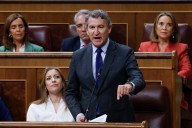 Feijóo comprométese a garantir, se goberna, que as mulleres poidan abortar, e acusa a Sánchez de "utilizalas"