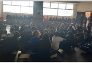 Estudiantes de secundaria presentan libros de cuentos en los que hablan desde su barrio, Las Américas