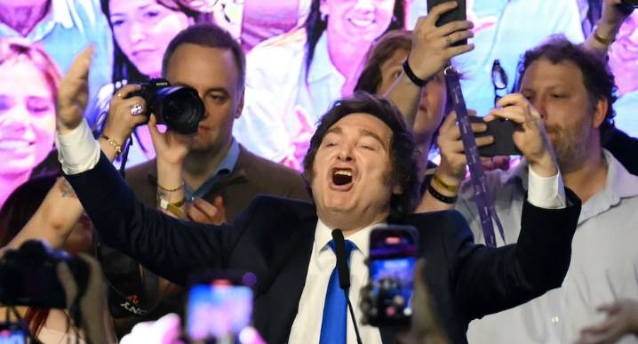 Javier Milei obtiene una amplia victoria en las elecciones legislativas de Argentina