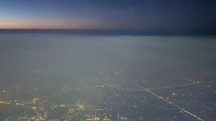 Siembran nubes contra la contaminación en Nueva Delhi; "no es suficiente", dicen críticos