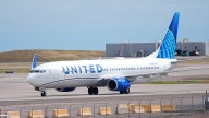 Piloto de un vuelo a Los Ángeles resultó herido luego que objeto atravesara el parabrisa a gran altura
