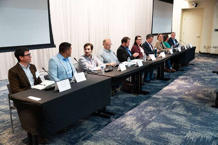 Everett candidates respond to community questions at forum
