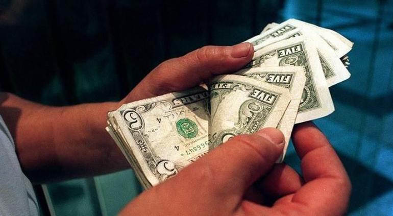 Dólar roza los 19 pesos en ventanillas este jueves; así cotizó hoy