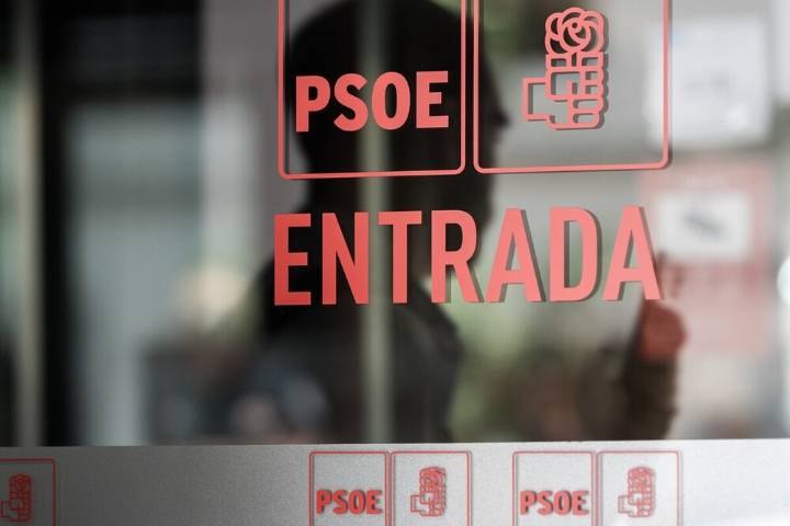 El PSOE entrega al Supremo justificantes de pagos en metálico