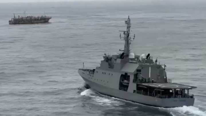 Armada confirma presencia flota internacional en aguas de jurisdicción nacional y que "no realizaron faenas de pesca"