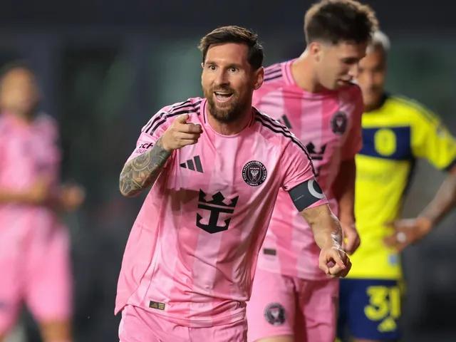 Messi nets brace in playoff opener after receiving MLS Golden Boot award