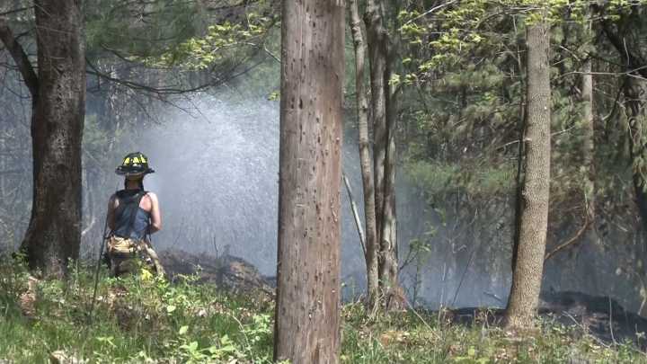 New York issues temporary burn ban, Pennsylvania urges people to use caution