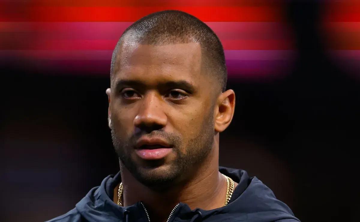 NFL News: Russell Wilson and Kirk Cousins could reportedly be involved in a blockbuster trade before deadline