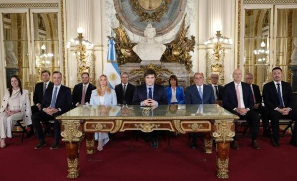Tras las elecciones, el Gobierno prepara cambios en el Gabinete: cuáles son los nombres que suenan