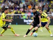 Messi bags hat-trick as Inter roar into playoffs