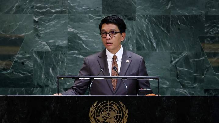 Presidente de Madagascar disuelve el Parlamento antes de voto de destitución