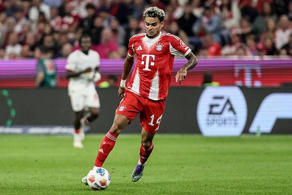 ‘Lucho’ Díaz listo para su primer clásico alemán ante el Dortmund