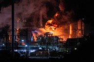 Logran contener un incendio en refinería de Chevron a las afueras de Los Ángeles