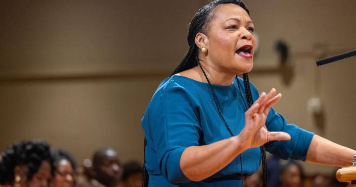 Cantrell proposes $200M in cuts, new taxes and fees, to deal with declining revenue in 2026