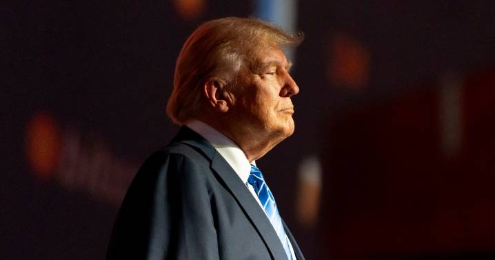 Trump looms over Tennessee special election in a deep