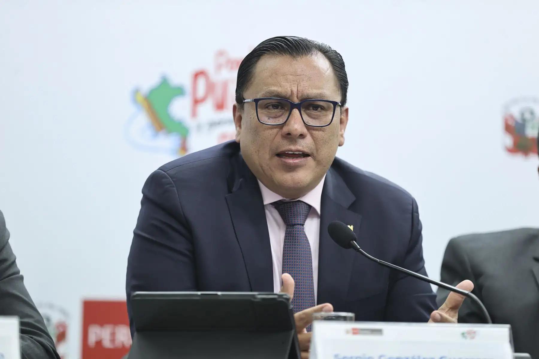 Ministerio de la Producción: pescadores artesanales levantan medidas de fuerza
