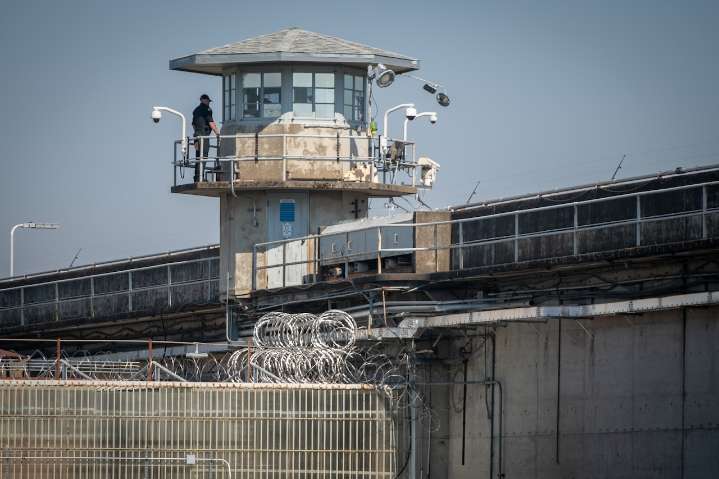 Inside Oregon’s oldest prison: 114-degree cells and $13M annual repairs
