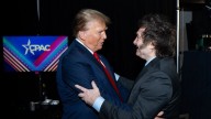 Trump saluda la victoria de Milei tras ganar las elecciones legislativa en Argentina
