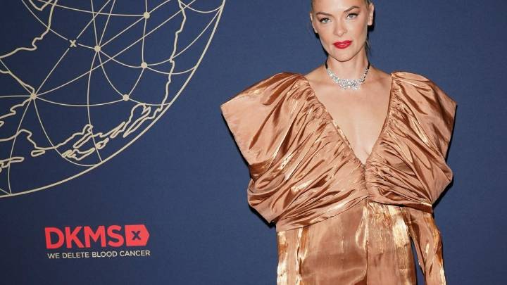 Jaime King too focused on kids for wedding