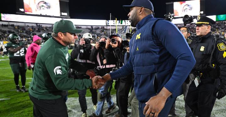 Jonathan Smith says MSU helped Michigan Football’s defense look better