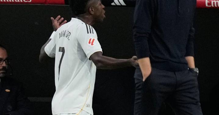 Vinícius Júnior apologizes for outburst at Real Madrid coach Xabi Alonso in clasico vs Barcelona