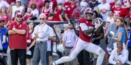 Alabama defeats Vanderbilt at home, improves to 4