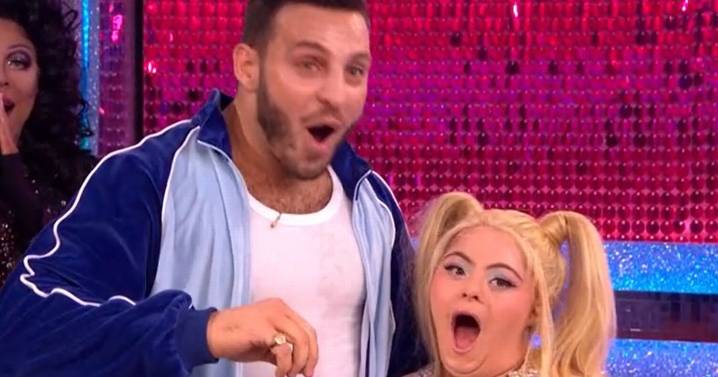 Strictly Come Dancing fans in tears as huge icon makes surprise appearance