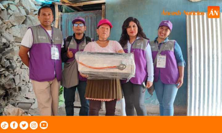 Casma: censista del INEI dona una cocina a madre que lucha por sacar adelante a su familia