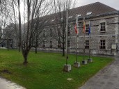 Piden ocho años y medio para un acusado de abusar sexualmente de su hija durante el confinamiento