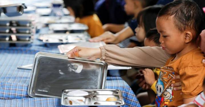 Indonesia investigates new wave of food poisoning cases linked to free school meal program