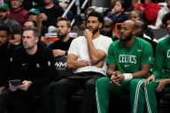 Derrotan Pistons a Celtics