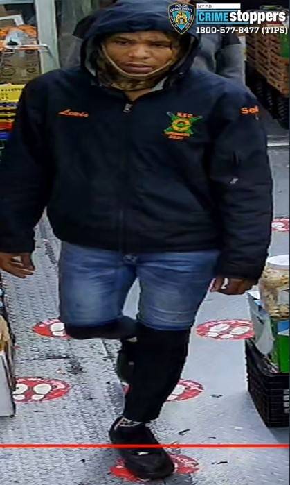 Armed robber sought for stealing nearly $3K from Ozone Park market late last month: NYPD