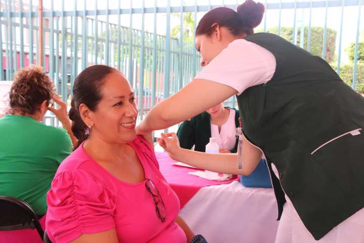 Impulsan acciones preventivas contra el cáncer de mama