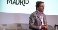 Almeida acusa a Rosalía de poner en peligro la integridad física de personas