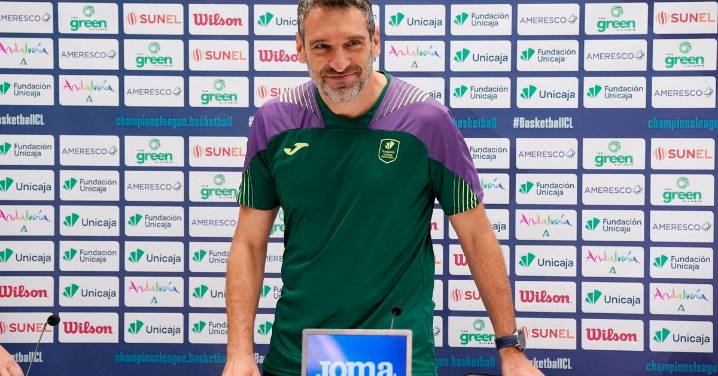 Ibon Navarro y la BCL: "Ser el rival a batir no hace que empieces ganando 10